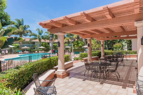 Wyndham Garden San Jose Airport image 7