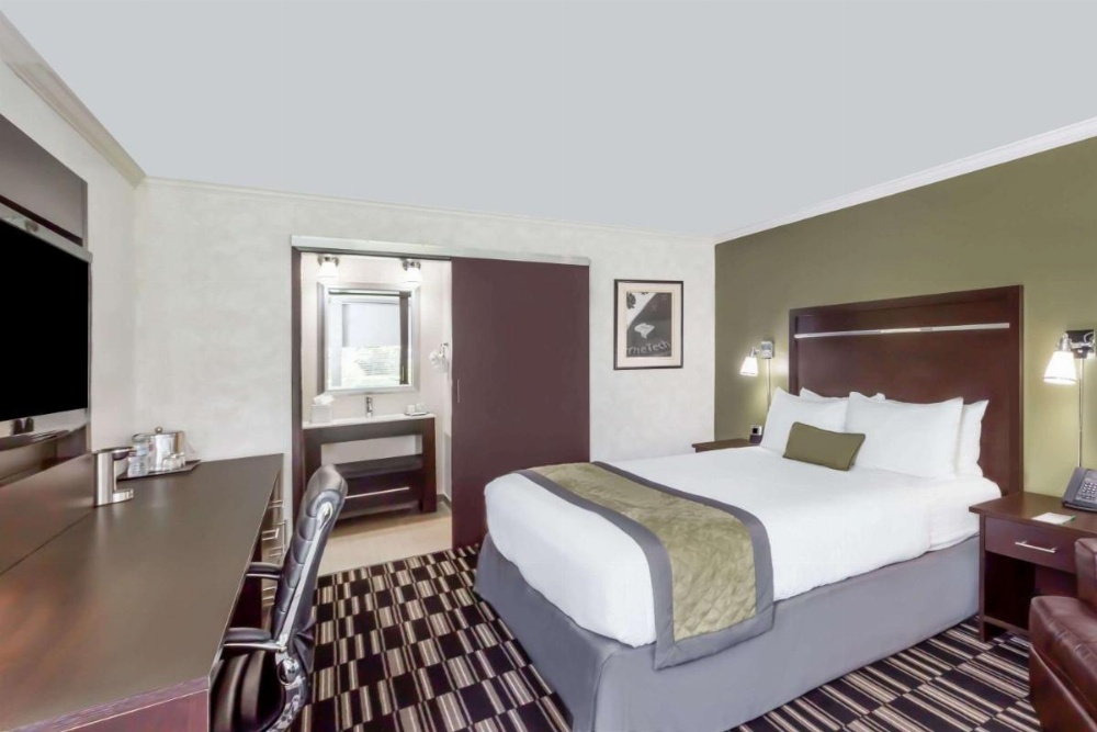 Wyndham Garden San Jose Airport Image 16